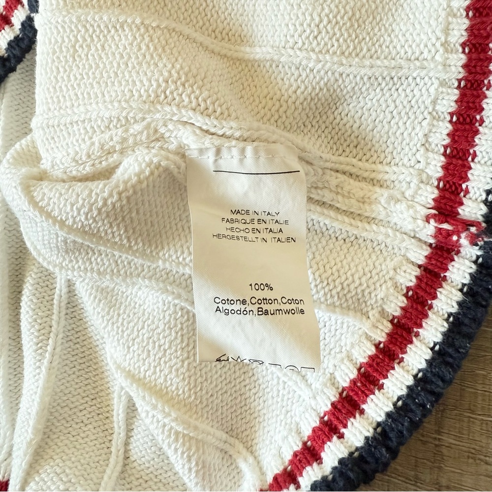Brandy Melville Sweater - Picture 5 of 5